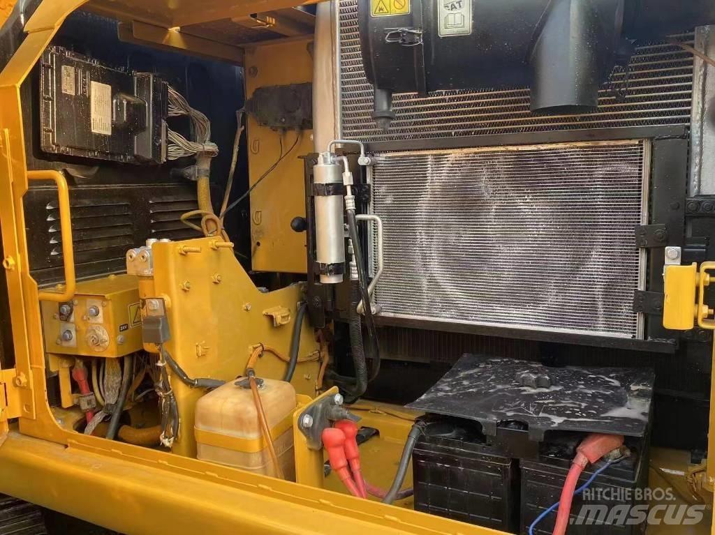 CAT CAT315D2 대형 굴삭기 29톤 이상