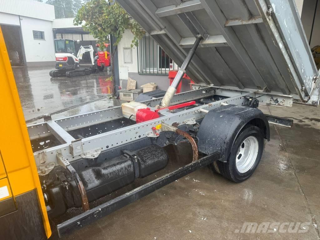 Iveco Daily 35-140 티퍼 밴