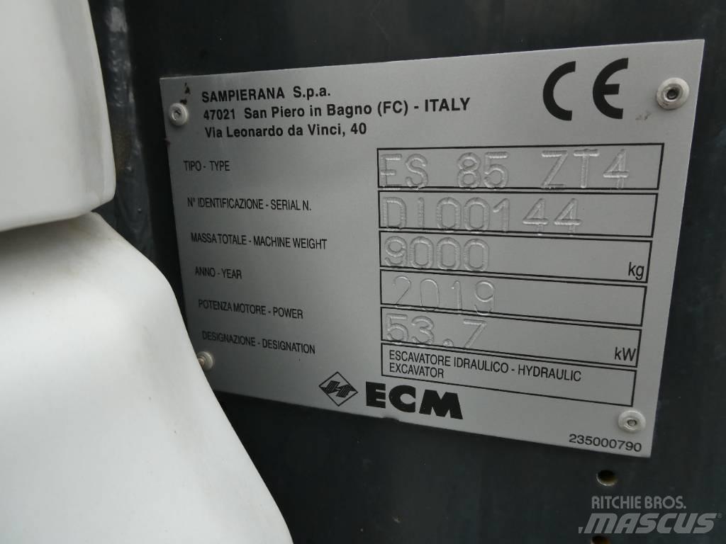 ECM ES 85 ZT4 중형굴삭기 7톤-28톤
