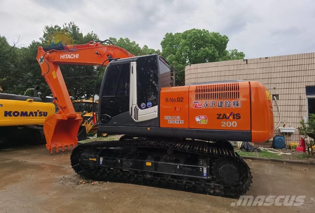 Hitachi ZX 200 대형 굴삭기 29톤 이상