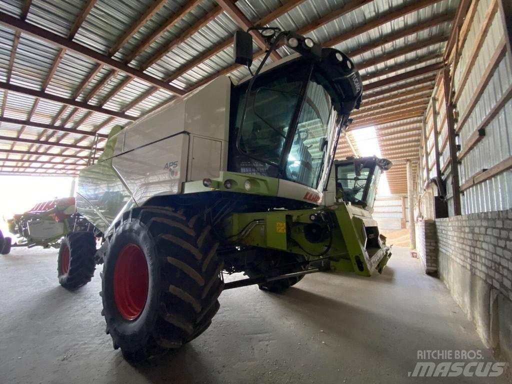 CLAAS Tucano 450 콤바인 수확기