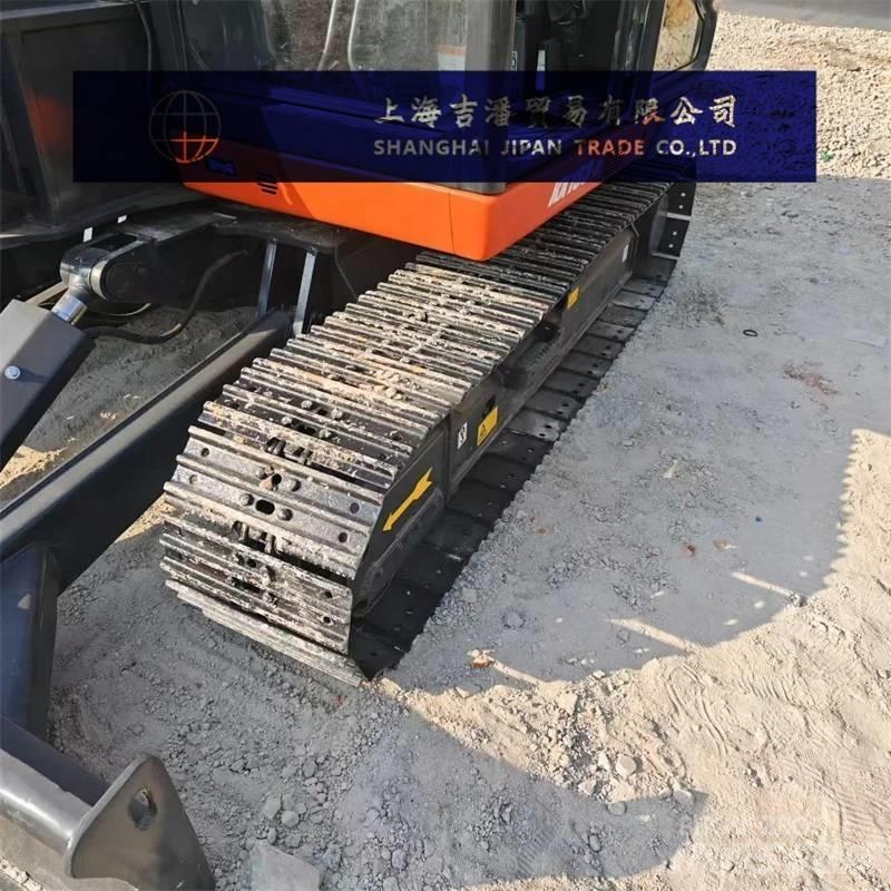 Kubota KX 183 중형굴삭기 7톤-28톤