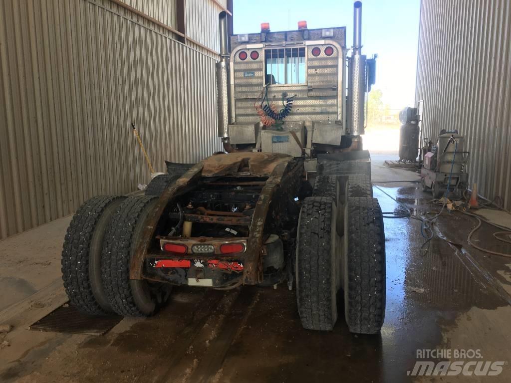 Peterbilt 378 용접용 트랙터