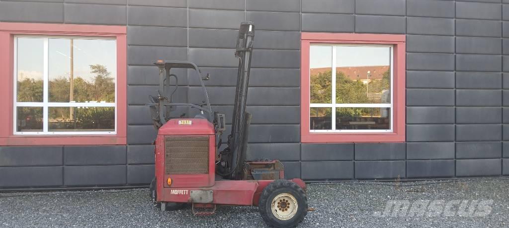 Moffett M5 25.3 NX 디젤 지게차