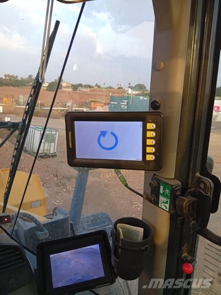 Komatsu WA 380-8  휠로우더