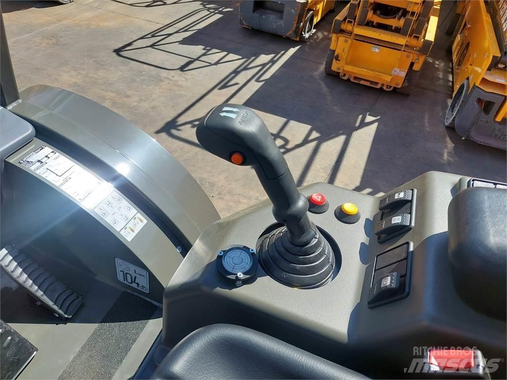 Ausa C201 Hx4 험지용 트럭
