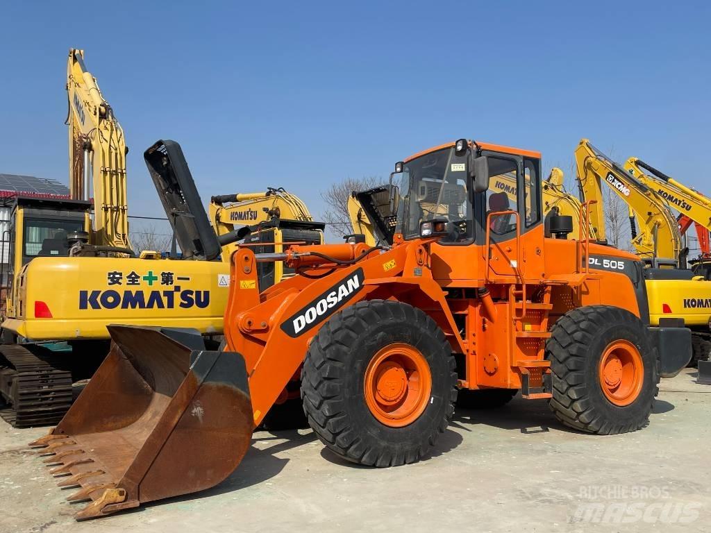Doosan DL 505  휠로우더