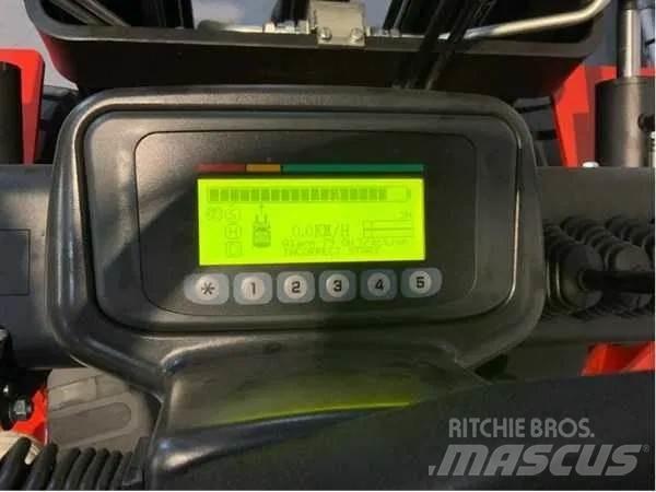 EP EFL 302 (3000KG) 전동 지게차