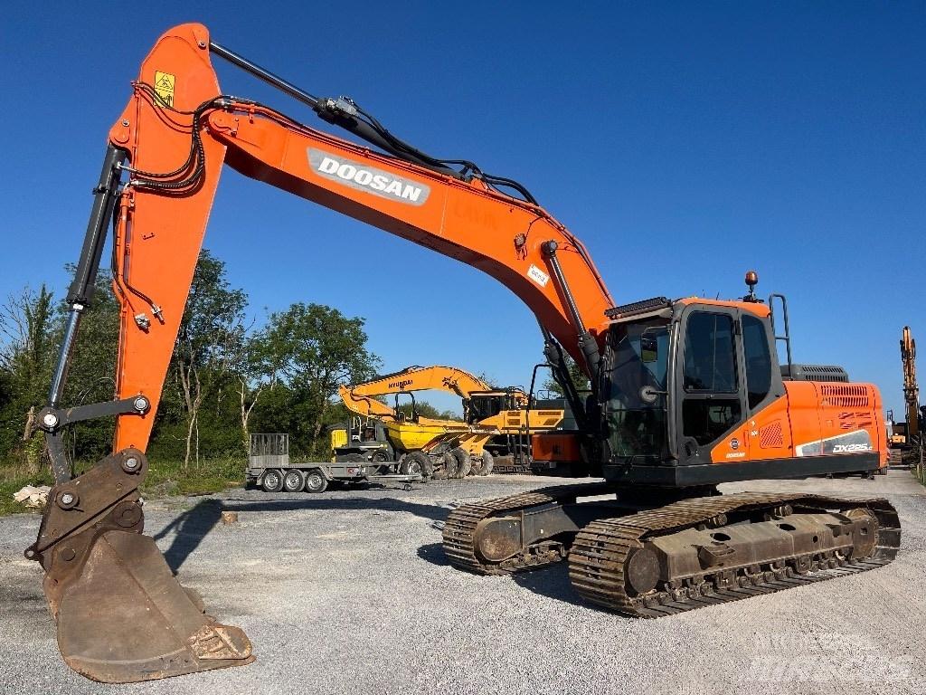 Doosan DX 225 LC-5 대형 굴삭기 29톤 이상