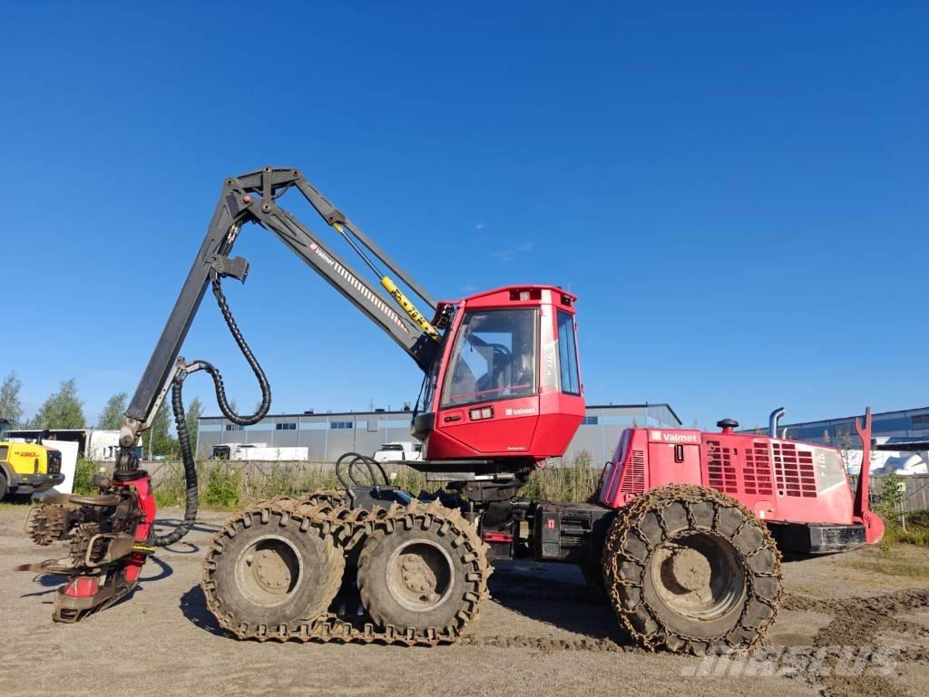 Valmet 911.4 원목 하베스터