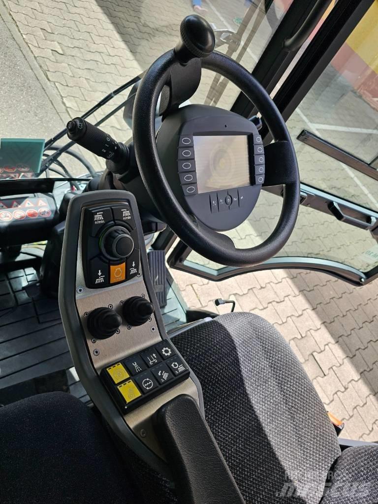 Kärcher MC130 도로 청소차