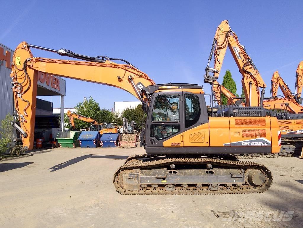 Doosan DX225LC-7 대형 굴삭기 29톤 이상
