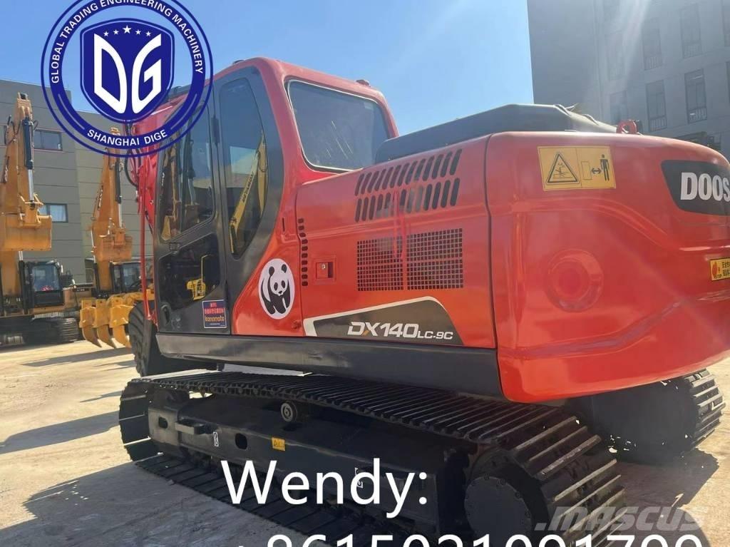 Doosan DX 140LC-9C 대형 굴삭기 29톤 이상