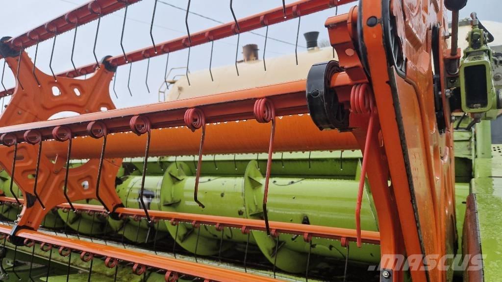 CLAAS Vario 1050 콤바인 헤드