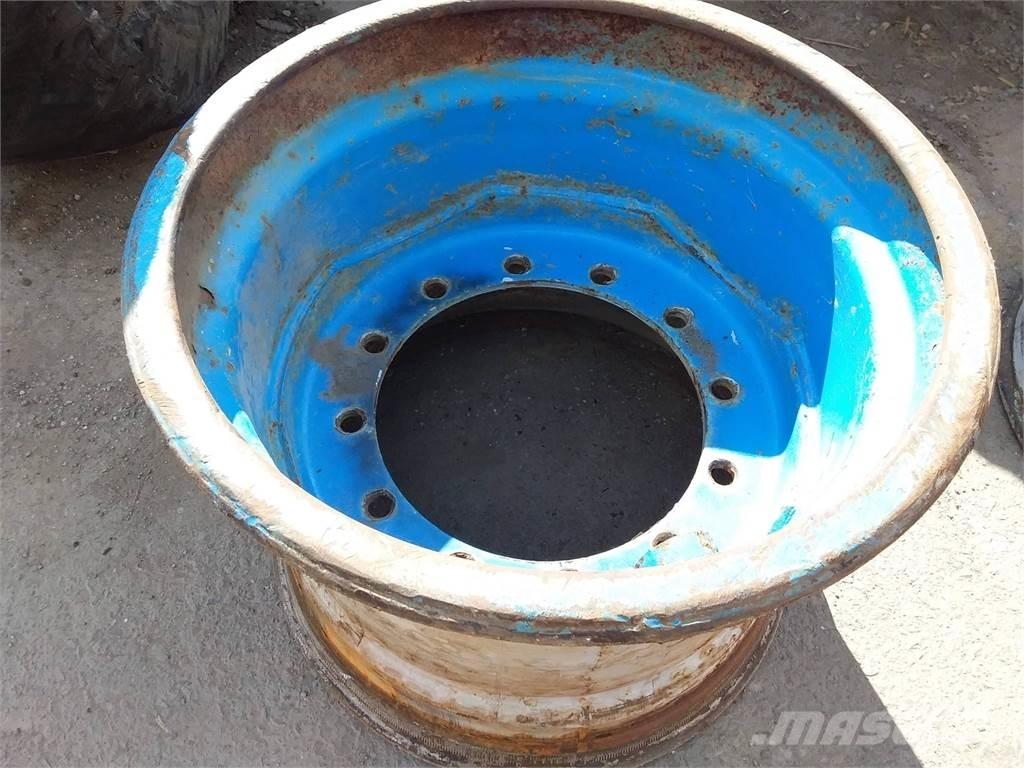 Valmet 860 20x26,5 타이어, 휠 및 림