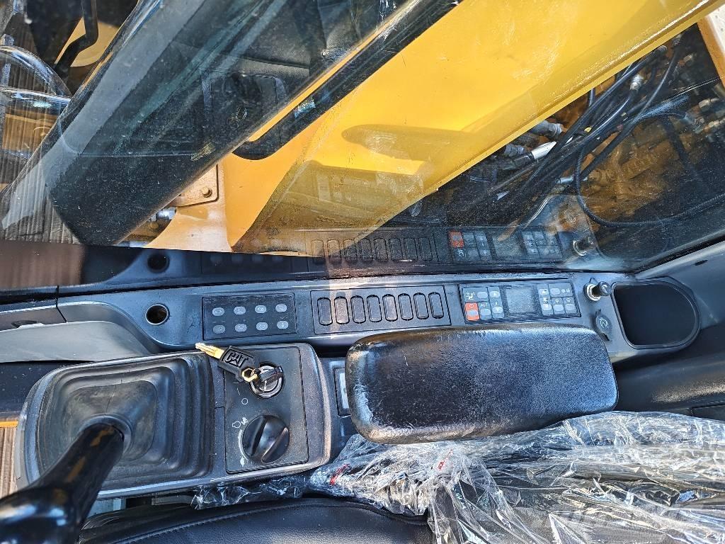 CAT 312 D 대형 굴삭기 29톤 이상