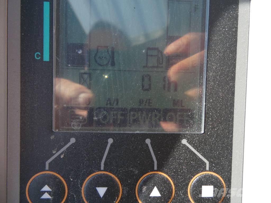 Hitachi ZX 55 UR-5B 소형 굴삭기 7톤 미만