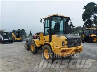 Volvo L 30 G  휠로우더