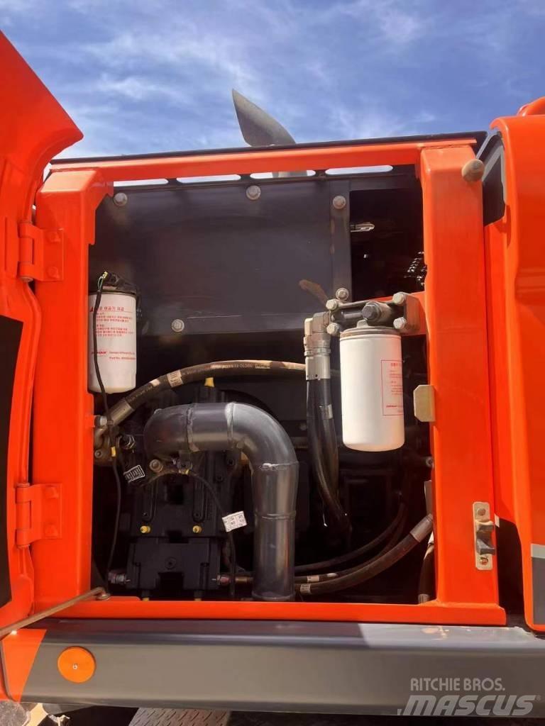 Doosan DH150W  휠 굴삭기