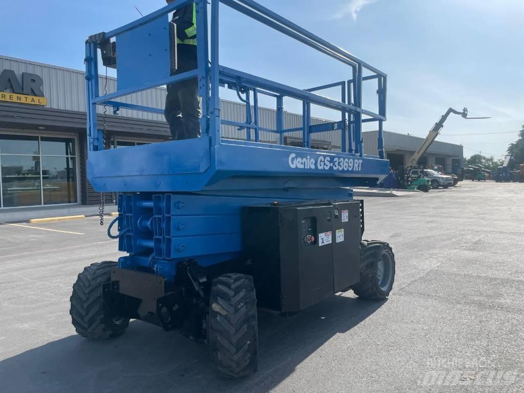 Genie GS 3369 RT 가위형 리프트
