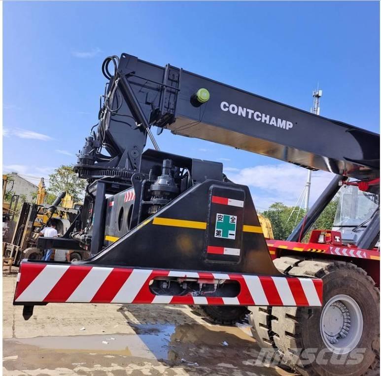 Kalmar DRF 450 리치 스태커