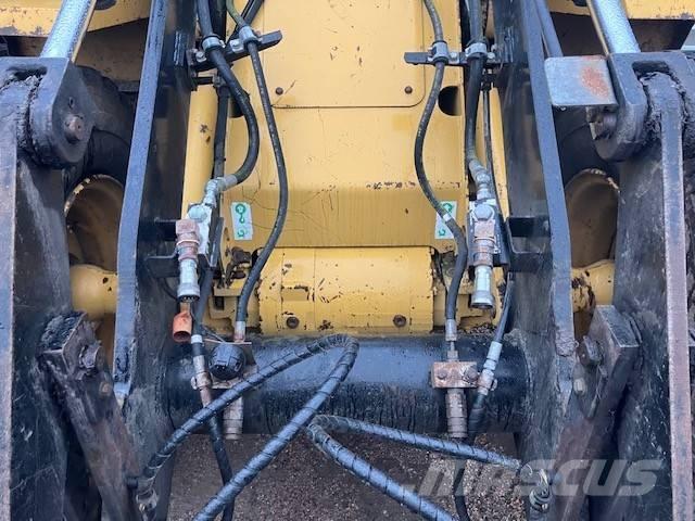 CAT IT 14 G  휠로우더