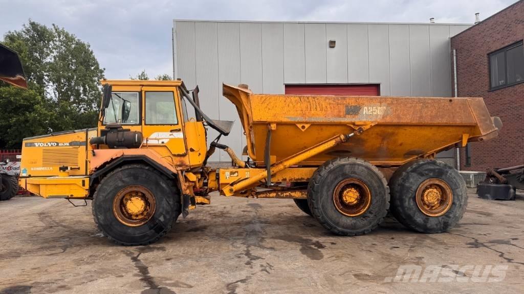 Volvo A 25 C 연결식 홀러