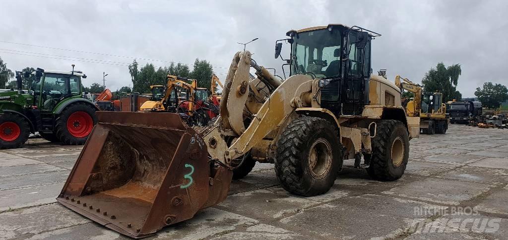 CAT 938M  휠로우더