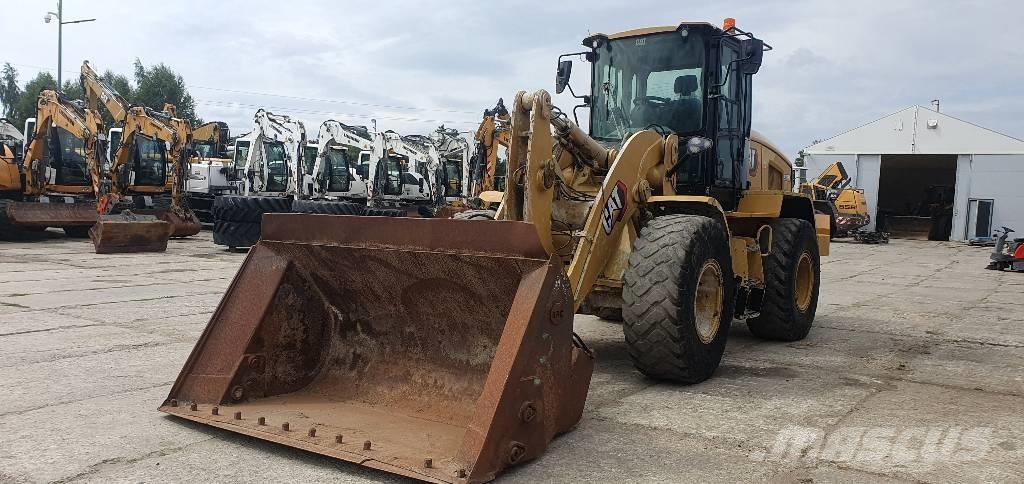 CAT 938M  휠로우더