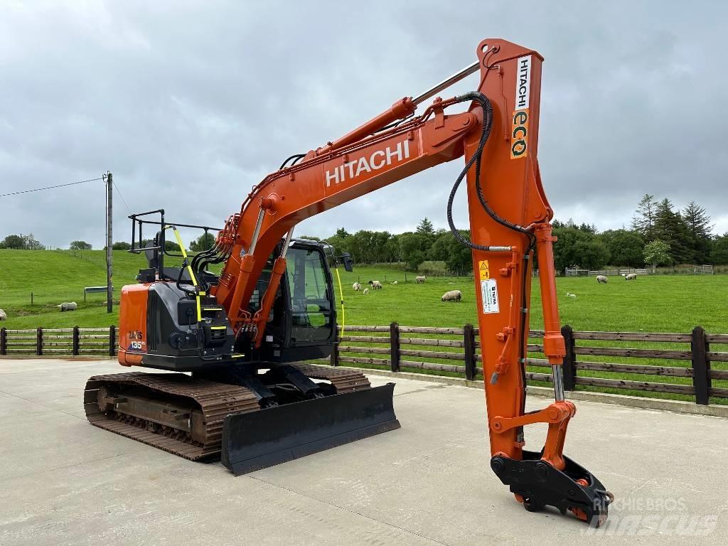 Hitachi ZX 135 US-6 대형 굴삭기 29톤 이상