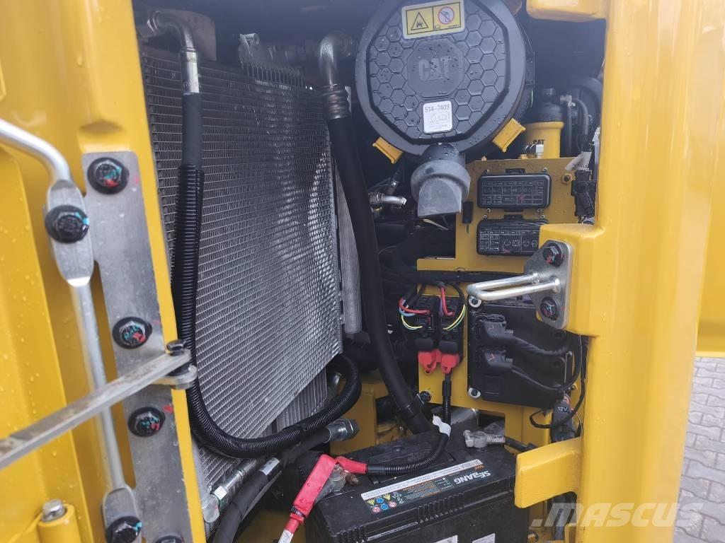 CAT 308 대형 굴삭기 29톤 이상