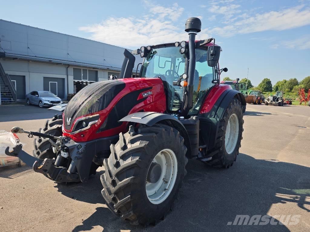 Valtra T 175 E 트랙터