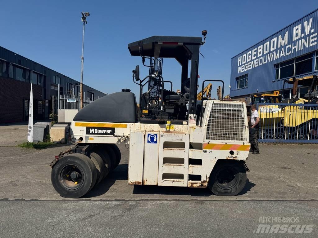 Dynapac CP 142 공기 타이어 롤러