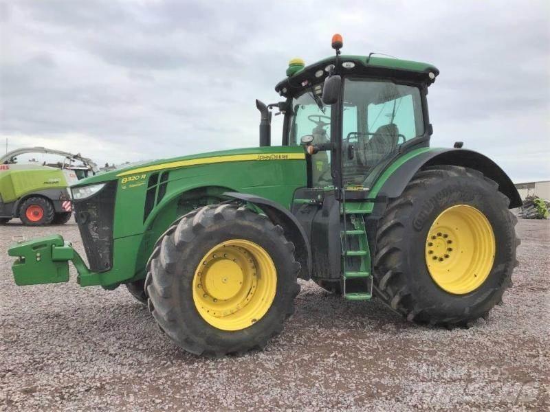John Deere 8320 R 트랙터