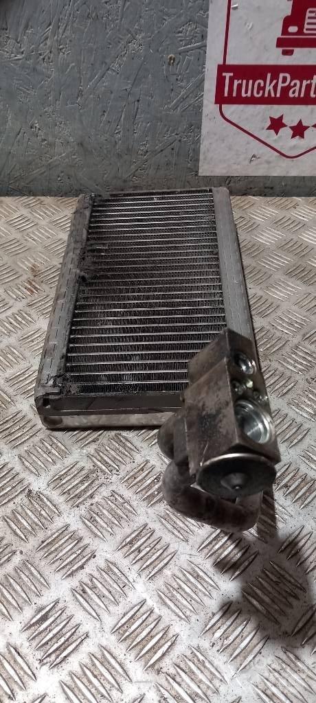 Scania R440  1772726 라디에이터