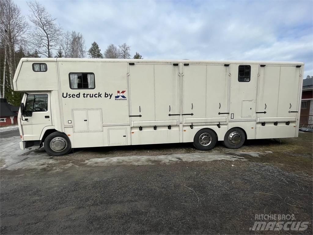 Volvo FL7 가축 운반용 트럭