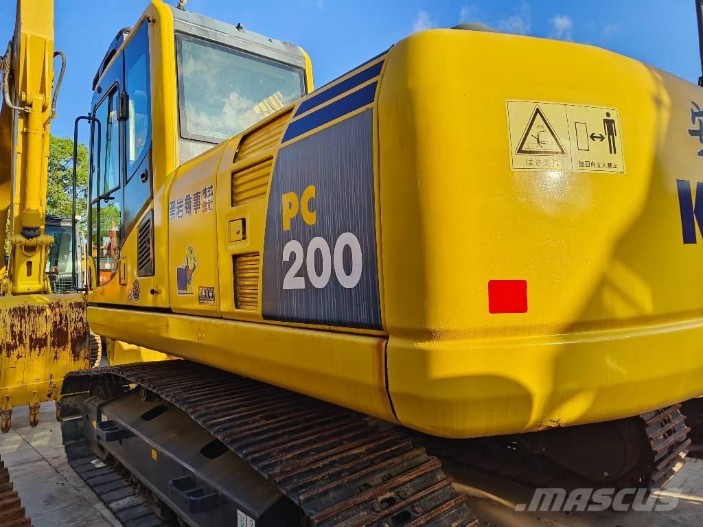 Komatsu PC 200-8 대형 굴삭기 29톤 이상