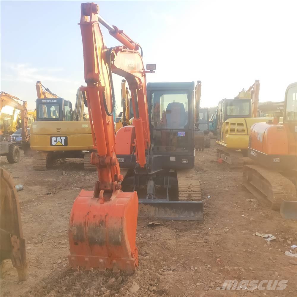 Doosan DH 60-7 소형 굴삭기 7톤 미만