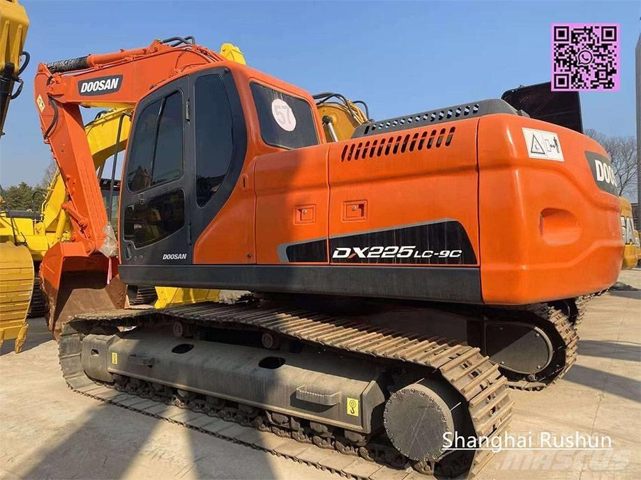 Doosan 225LC-9 대형 굴삭기 29톤 이상