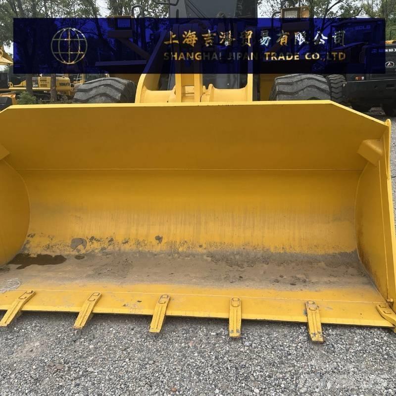 Komatsu WA 380  휠로우더