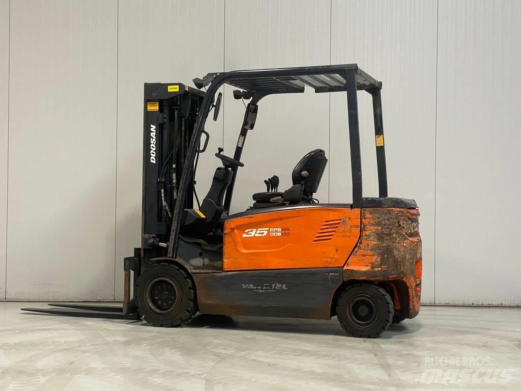 Doosan B35X-7 전동 지게차