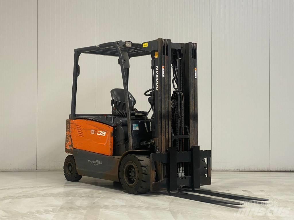 Doosan B35X-7 전동 지게차