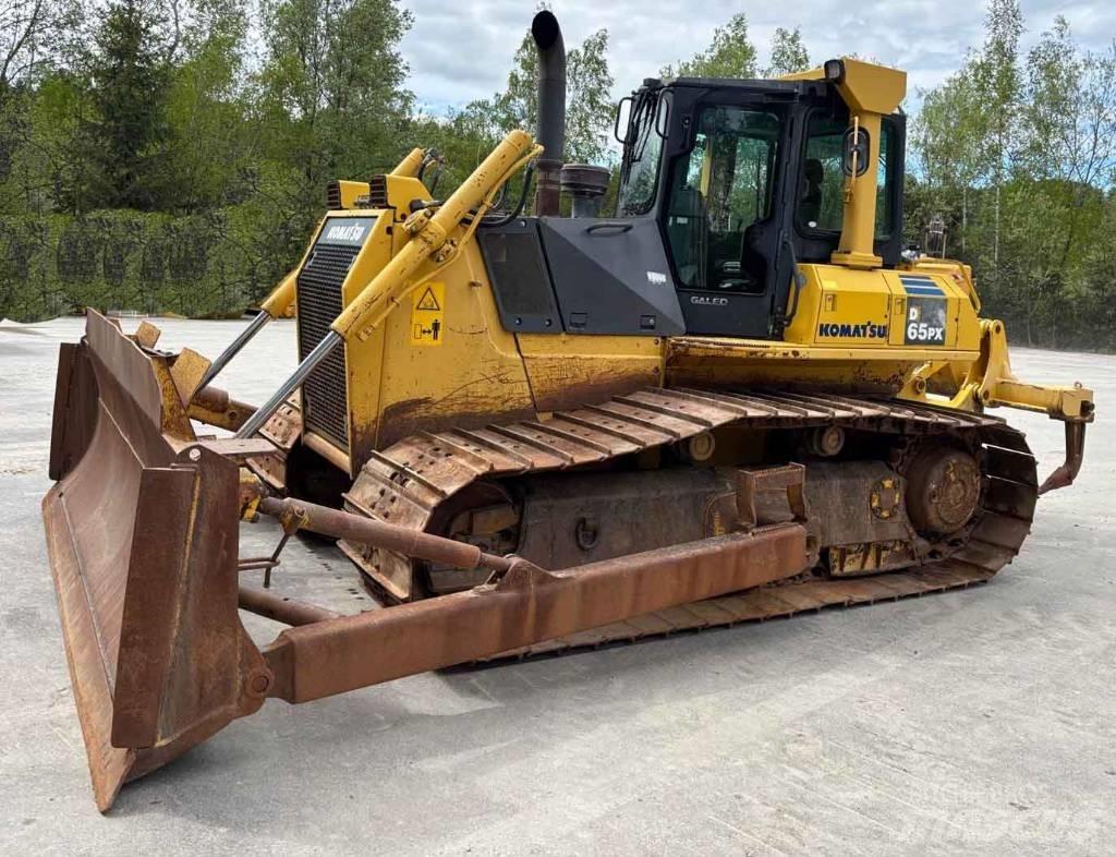 Komatsu D 65 PX-15 크롤러 도저