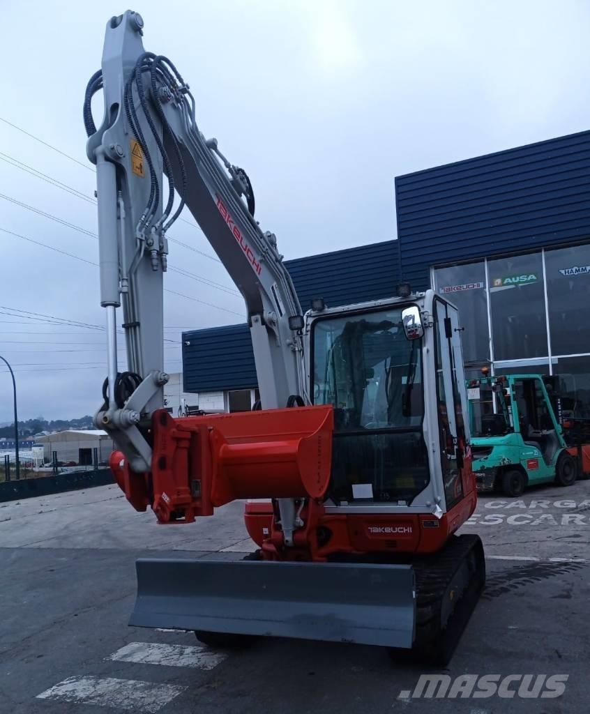 Takeuchi TB 240 소형 굴삭기 7톤 미만