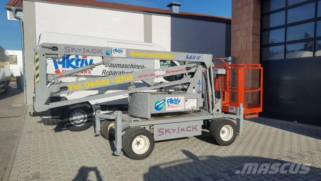SkyJack SJKB 12 관절형 전동이동 리프트