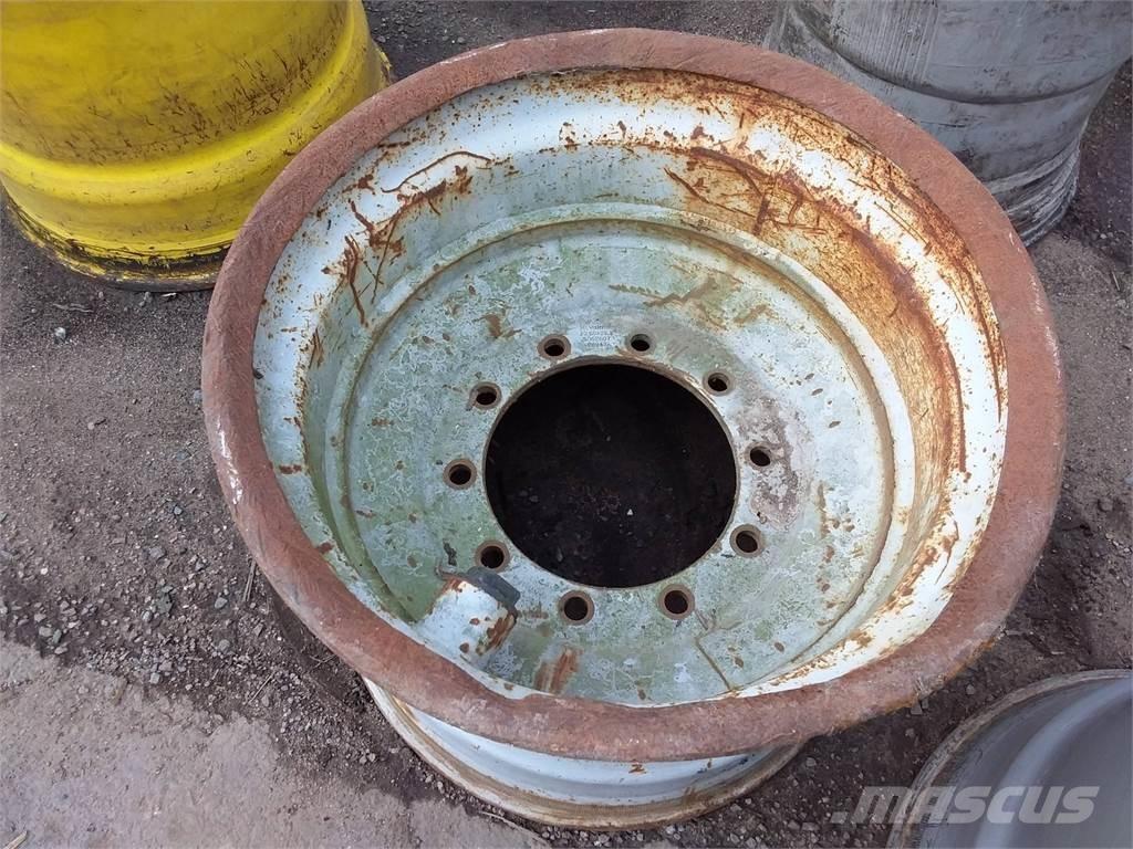 Valmet 860 20x26,5 타이어, 휠 및 림