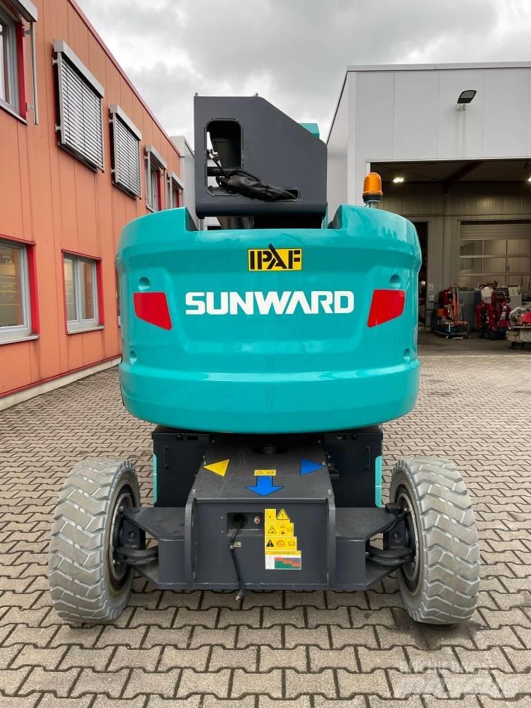 Sunward SWA16JE 관절형 전동이동 리프트
