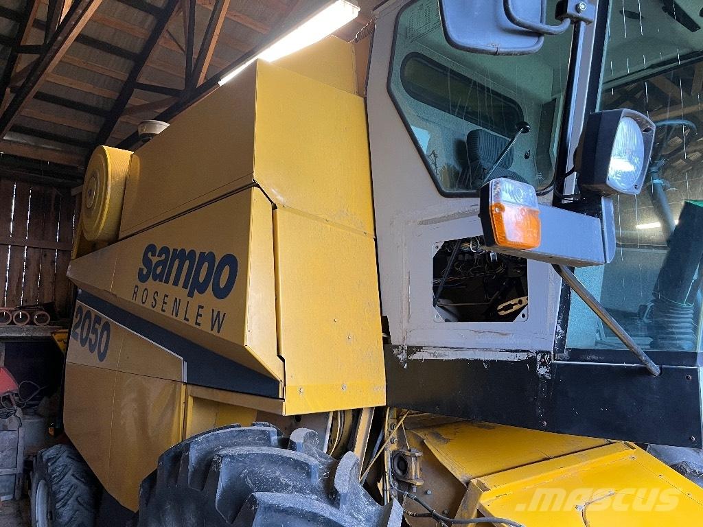 Sampo-Rosenlew 2050 콤바인 수확기