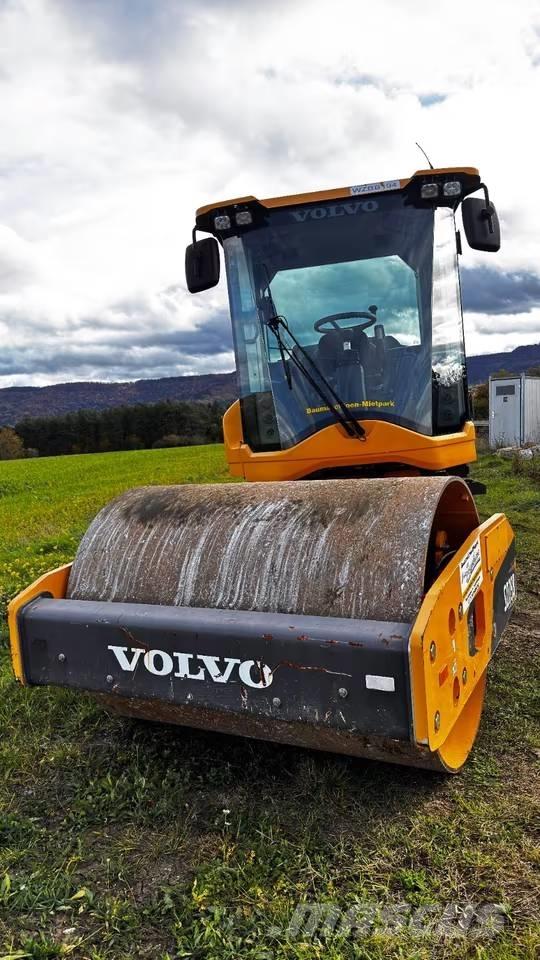 Volvo SD75B 싱글 드럼 롤러