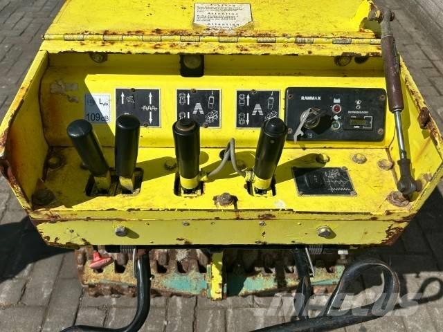 Rammax 1504HFVS 싱글 드럼 롤러